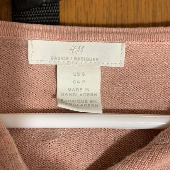 Pink basics cardigan button up size S - Picture 2 of 3